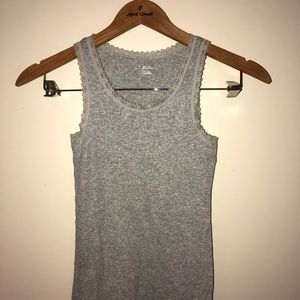 Gray tank top